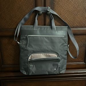 NWOT Samsonite, mobile solution convertible backpack - gray with silver accents